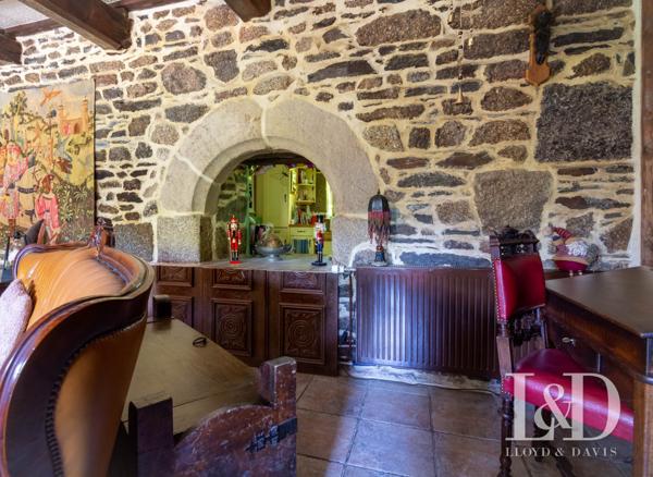 Manoir Breton du XVIIIe siècle - authenticité et nature