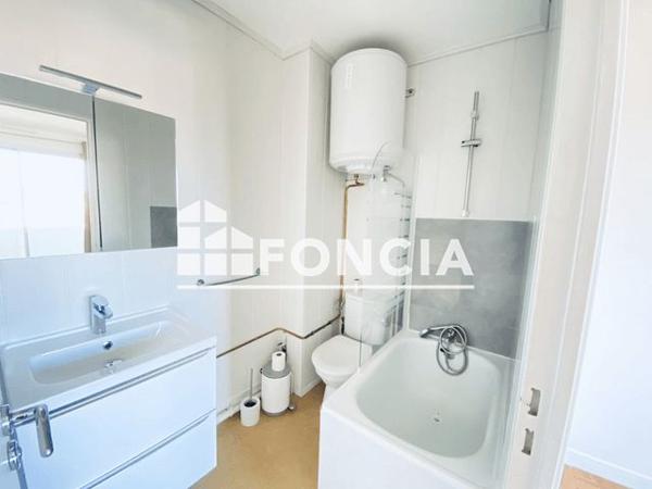 Location Studio 17.87 m² - 67 COURS GOUFFE Marseille 13006