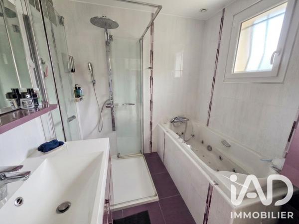 Maison à vendre 6 pièces 121 m² Ballancourt-sur-Essonne