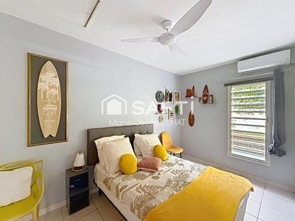 Maison F4  de plain pied avec dépendance et piscine