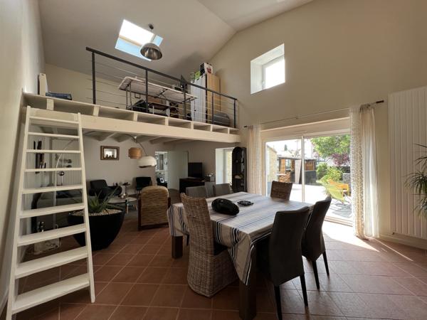 ECHIRE - Maison de caractère rénovée avec goût