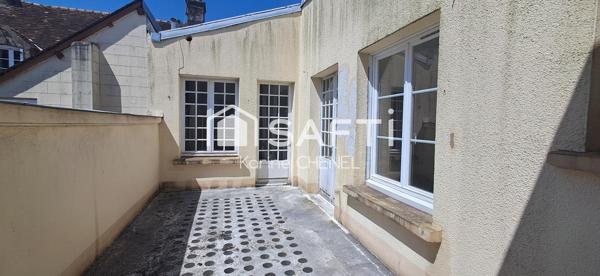Ancien commerce atelier et logement 131m²