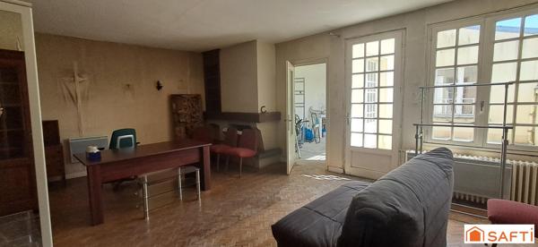Ancien commerce atelier et logement 131m²