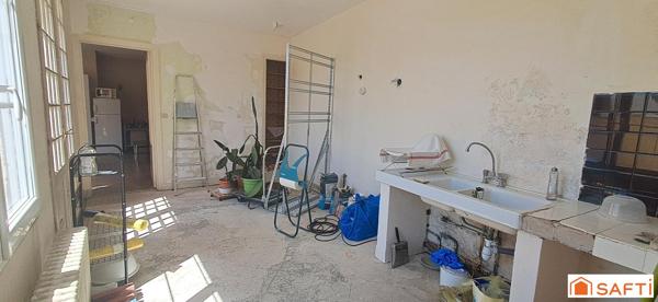 Ancien commerce atelier et logement 131m²