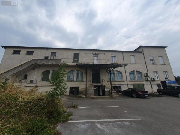 Location - Fonds et/ou murs commerciaux Montluel 01120 5 pièces 215 m 2