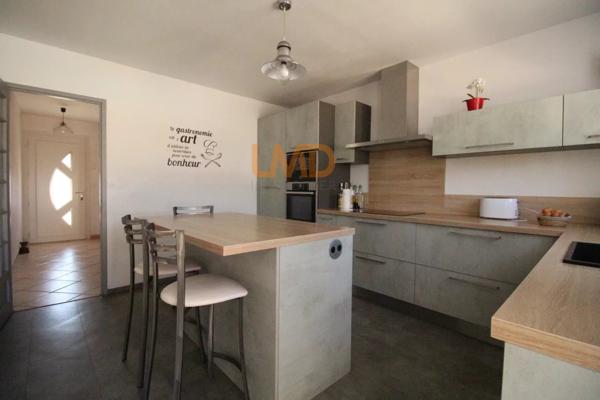 Maison Moderne avec Piscine à Ensuès-la-Redonne