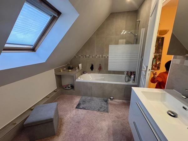 Vente Maison 7 pièces 150 m2 à Esbly