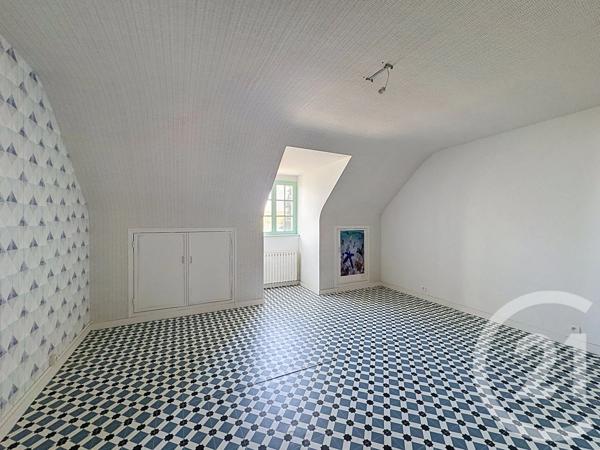 Maison à vendre  8 pièces - 146,21 m 2   PLANGUENOUAL  - 22