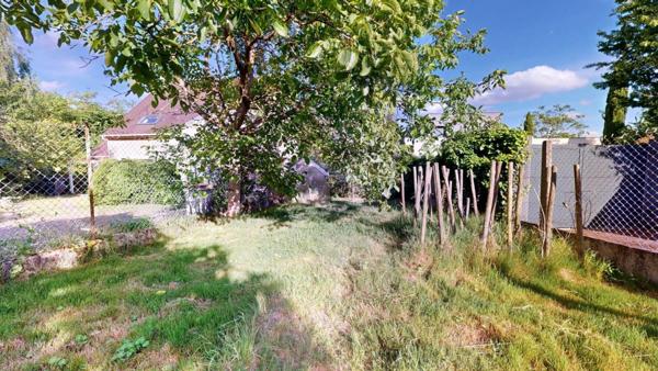 EN EXCLUSIVITÉ À PALAISEAU - MAISON 5 PIÈCES, 3 CHAMBRES (POSSIBILITE 4), BEAUCOUP DE POTENTIEL!