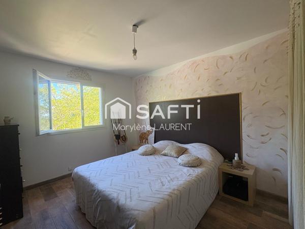 Villa de 168 m2 sur 2957 m2, 5 chambres