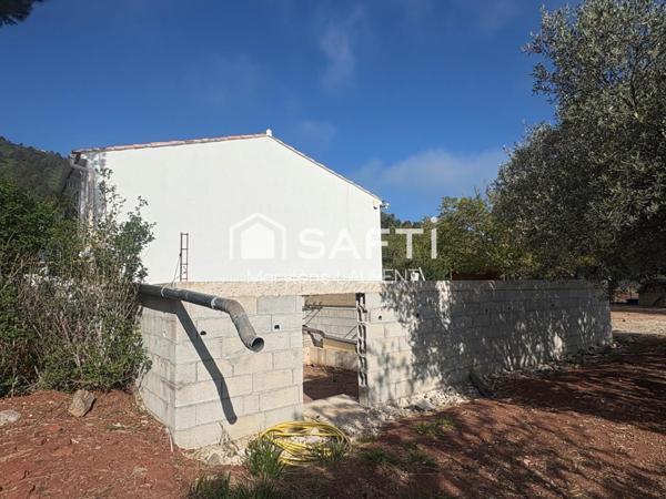 Villa de 168 m2 sur 2957 m2, 5 chambres
