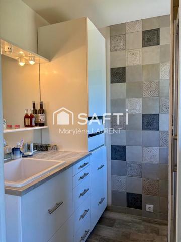 Villa de 168 m2 sur 2957 m2, 5 chambres