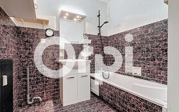 Appartement à louer    3 pièces • 75 m2 Cluses