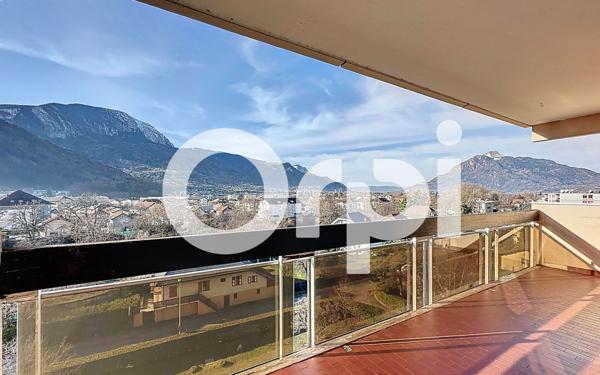 Appartement à louer    3 pièces • 75 m2 Cluses