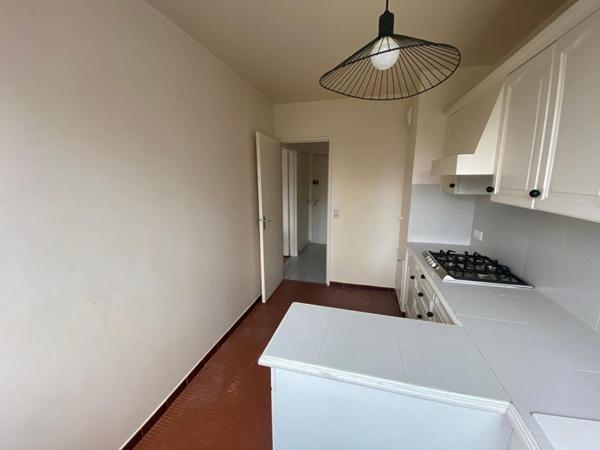 Appartement Thiais 2 pièce(s) 46.9 m2