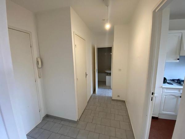 Appartement Thiais 2 pièce(s) 46.9 m2