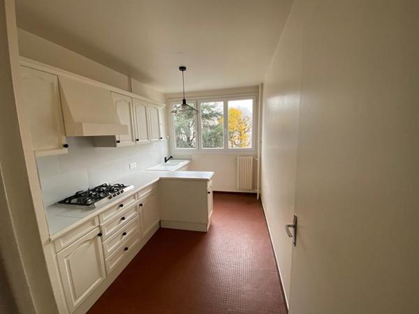 Appartement Thiais 2 pièce(s) 46.9 m2