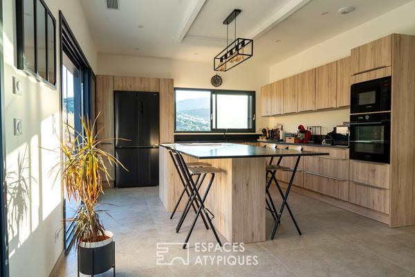 Villa contemporaine à Port-Vendres avec vue panoramique mer et montagnes