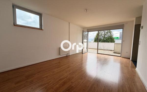 Appartement à vendre    3 pièces • 77 m2 Croix