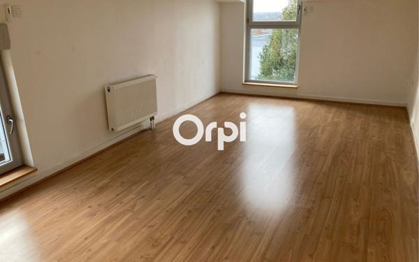Appartement à vendre    3 pièces • 77 m2 Croix