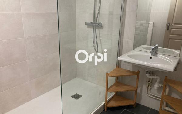 Appartement à vendre    3 pièces • 77 m2 Croix