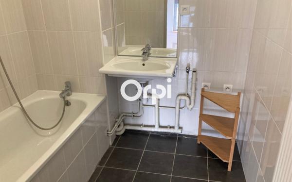 Appartement à vendre    3 pièces • 77 m2 Croix