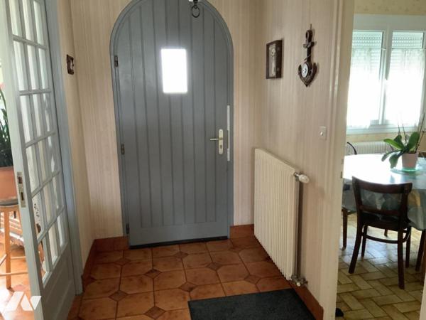 Uniquement dans votre étude. ELVEN. Maison 5 pièces 4 chambres