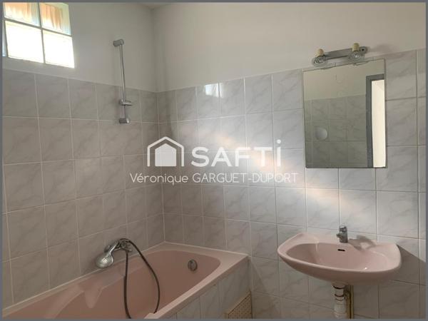 Immeuble 2 appartements libres, extérieur, proche centre