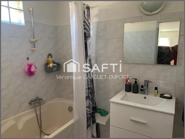 Immeuble 2 appartements libres, extérieur, proche centre