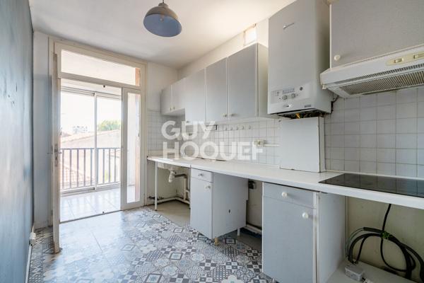 T3 AVEC TERRASSE, PARKING ET CAVE SECTEUR FER-À-CHEVAL / SAINT-CYPRIEN