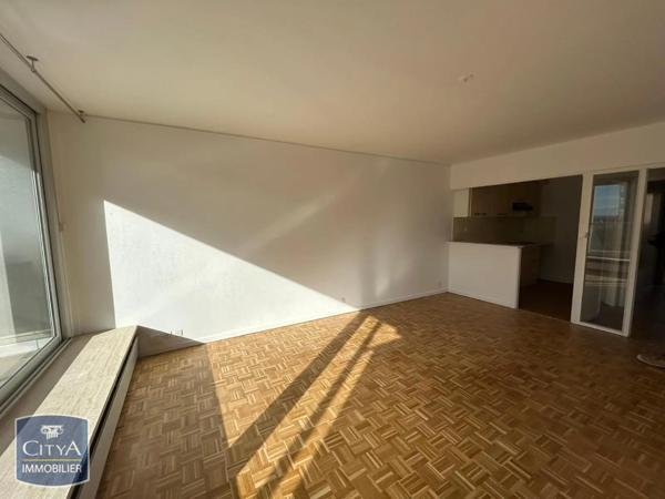 Appartement à louer 2 pièces 60.48m²