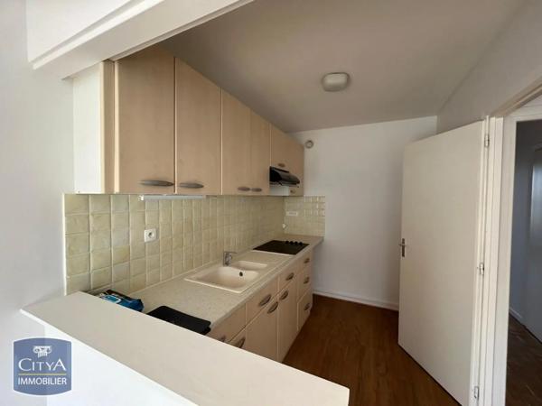 Appartement à louer 2 pièces 60.48m²