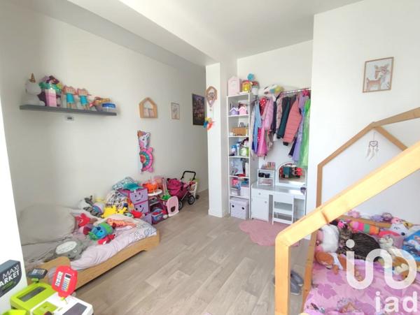 Appartement à vendre 3 pièces 84 m² Guignes