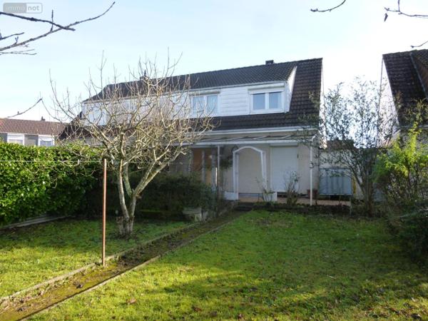 Pavillon à vendre à Cosne-Cours-sur-Loire dans la Nièvre (58200), ref : ST 263