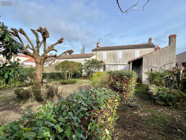 Maison individuelle à vendre à Bois-de-Céné en Vendée (85710), ref : 998/M/2345-85092