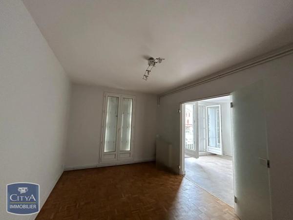 Appartement à louer 5 pièces 89.9m²