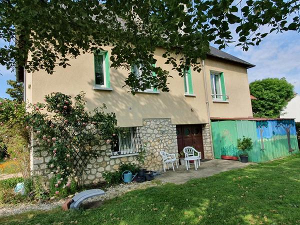 Maison 3 chambres 110 m2 sur beau terrain clos et arboré