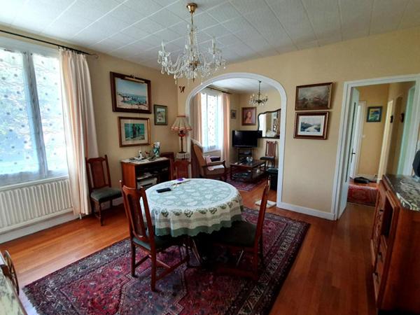 Maison 3 chambres 110 m2 sur beau terrain clos et arboré