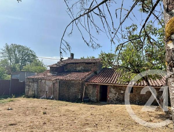 Maison à vendre  4 pièces - 66 m 2   LA ROCHE SUR YON  - 85