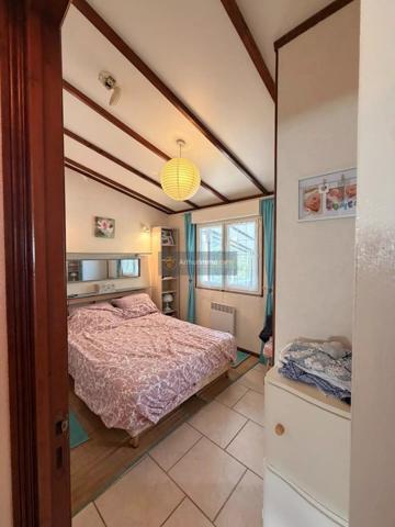 Vente                                                      Terrain
                        
                                         475 m2                     à Fréjus