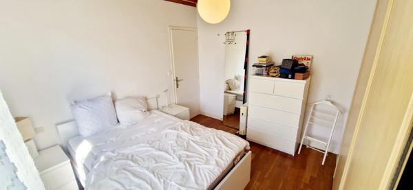 Exclusivité.!! Charmante maison familiale de 137 m2, 6 pièces 4 chambres dont une avec vue mer — Quettehou —