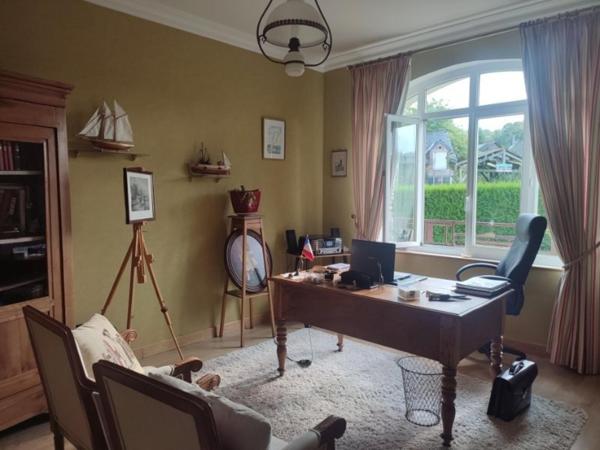 Très belle Maison de caractère sur la commune de Bais