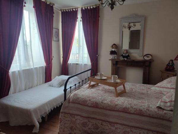 Très belle Maison de caractère sur la commune de Bais