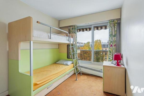 Neuilly-sur-Seine – Dernier étage avec terrasses, appartement 9 pièces / 5 chambres