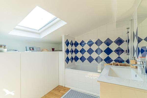 Maison 749 484 € Bordeaux 5 p 162 m² DPE C