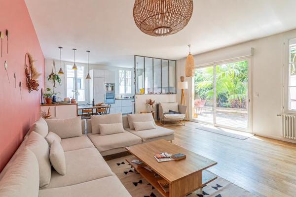 Maison 749 484 € Bordeaux 5 p 162 m² DPE C