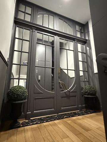 Appartement 6 pièces, Élégance bourgeoise et rénovation d'exception
