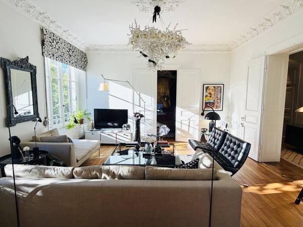 Appartement 6 pièces, Élégance bourgeoise et rénovation d'exception