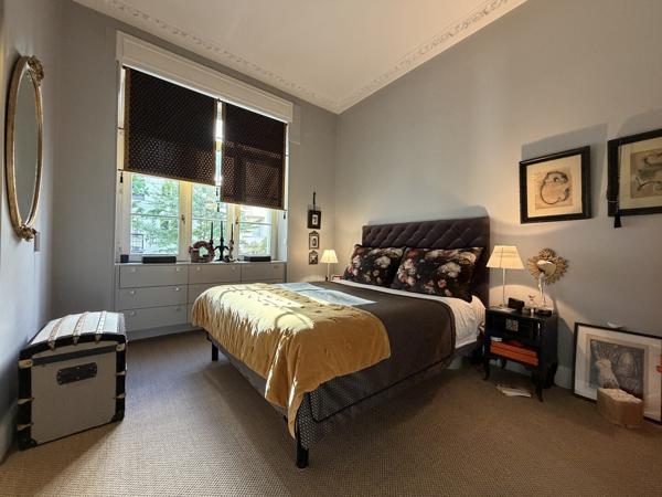 Appartement 6 pièces, Élégance bourgeoise et rénovation d'exception