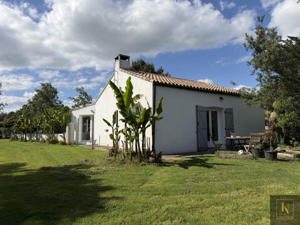 Maison
                                                                                                                                                                                                                                                                                                                        7 pièce(s)                                                                                                                                                                                                          5 chambre(s)                                                                                                                                                                                                          175  m²